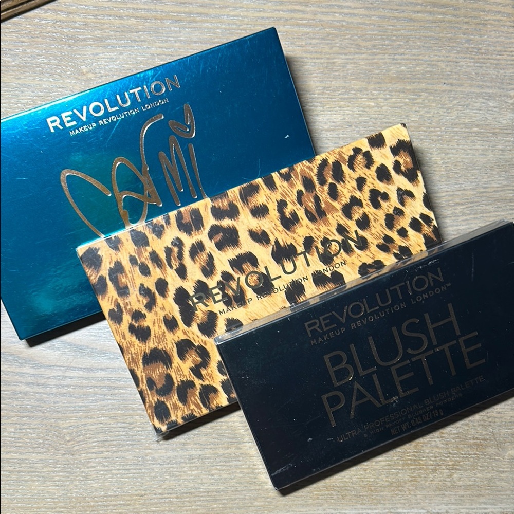 Revolution Signature Makeup Palette Trio